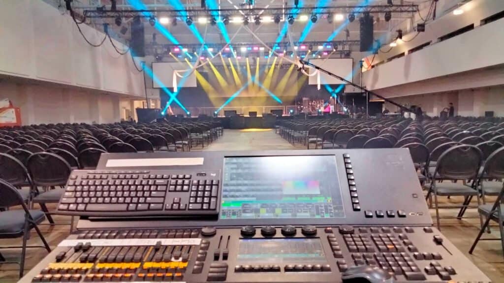 Rigging and Truss 21
